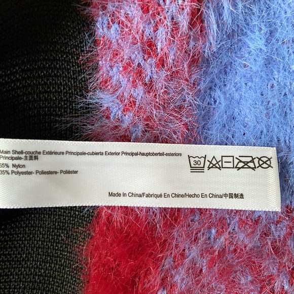 Urban Outfitters Juno Fuzzy Bucket Hat Checkered Plaid Blue Red One Size NEW - Picture 7 of 13